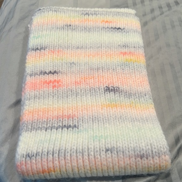 ⚡️NWT⚡️Gap Hat & Scarf - Picture 6 of 6